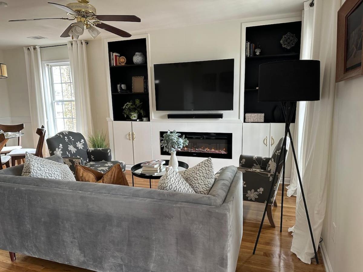 Vine City Home - Duplex - 3 Mins From Gwcc & Mercedes- Benz Stadium Atlanta Pokój zdjęcie