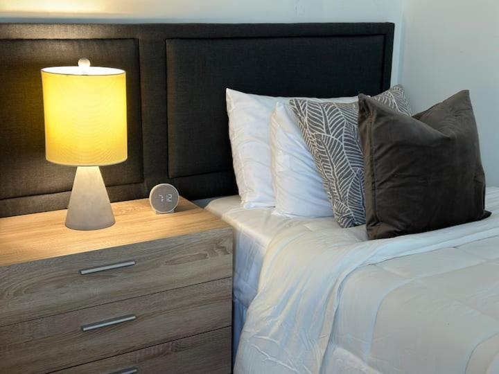 Vine City Home - Duplex - 3 Mins From Gwcc & Mercedes- Benz Stadium Atlanta Zewnętrze zdjęcie